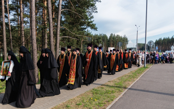 Крестный ход с  иконой Божией Матери «Велятичская»