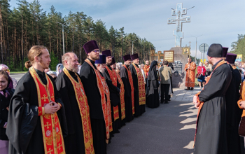 Крестный ход с  иконой Божией Матери «Велятичская»
