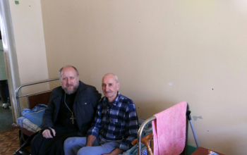 Поздравление с Пасхой пожилых людей, проживающих в социальных учреждениях