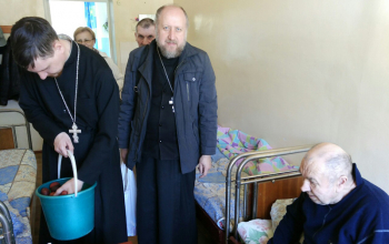 Поздравление с Пасхой пожилых людей, проживающих в социальных учреждениях