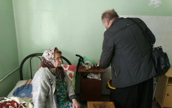 Поздравление с Пасхой пожилых людей, проживающих в социальных учреждениях