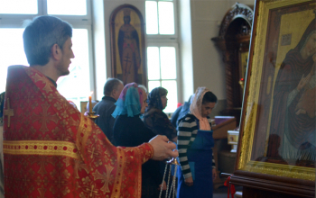 Велятичская икона Божией Матери в храме Рождества Христова