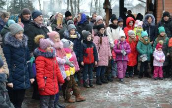 Рождественская елка в храме Рождества Христова