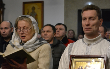 Праздничная Божественная литургия в храме Рождества Христова
