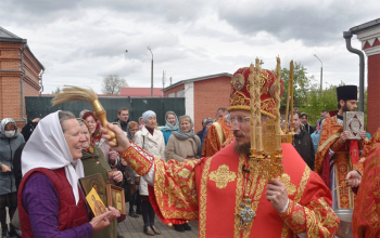 В неделю 5-ю по Пасхе епископ Борисовский и Марьиногорский Вениамин совершил Божественную литургию в кафедральном соборе Воскресения Христова