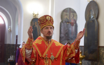 В неделю 5-ю по Пасхе епископ Борисовский и Марьиногорский Вениамин совершил Божественную литургию в кафедральном соборе Воскресения Христова