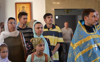 Молебны в храме Рождества Христова: на начало учебного года и за мир в Беларуси