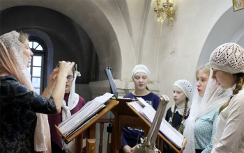 Божественная литургия для детей прошла в Воскресенском кафедральном соборе