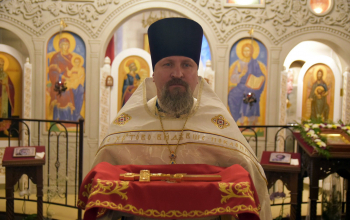 Митрополит Вениамин возглавил Литургию в Богоявленском храме