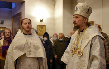 Митрополит Вениамин возглавил Литургию в Богоявленском храме