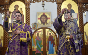 Митрополит Вениамин в кафедральном соборе Воскресения Христова