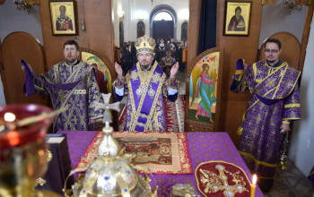 Митрополит Вениамин в кафедральном соборе Воскресения Христова