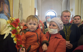 Вербное воскресенье в кафедральных соборах Борисовской епархии 