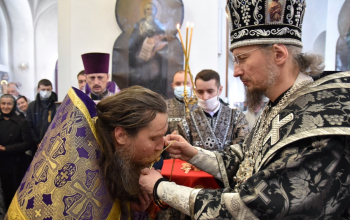Митрополит Вениамин совершил вечерню и Божественную литургию в Борисове, Почепко