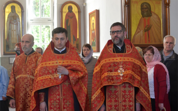 Мироточивая икона Пресвятой Богородицы «Умиление» в храме Рождества Христова