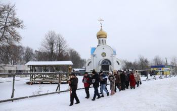 Крестный ход, освящение воды, окунание в Березине
