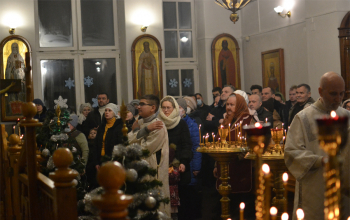 Праздничная Божественная литургия в храме Рождества Христова