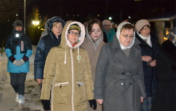 Праздничная Божественная литургия в храме Рождества Христова