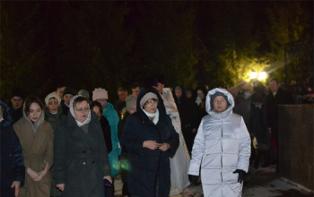 Праздничная Божественная литургия в храме Рождества Христова