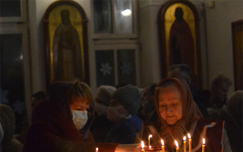Праздничная Божественная литургия в храме Рождества Христова