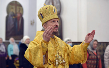 Митрополит Вениамин совершил Литургию в кафедральном соборе г.Борисова