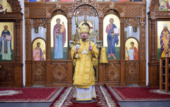 Митрополит Вениамин совершил Литургию в кафедральном соборе г.Борисова