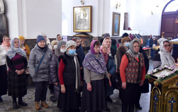 Митрополит Вениамин совершил Литургию в кафедральном соборе г.Борисова