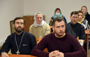 Приходское собрание в кафедральном соборе Воскресения Христова