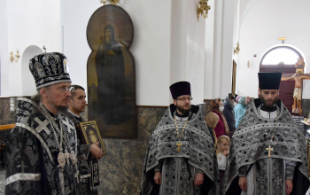 Литургия Преждеосвященных Даров в кафедральном соборе Воскресения Христова