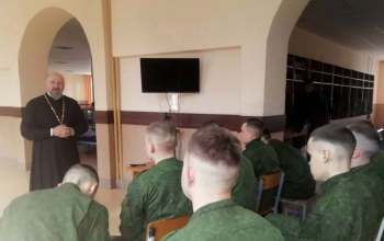 Пасха 2022: Протоиерей Георгий Тюхлов посетил воинскую часть 