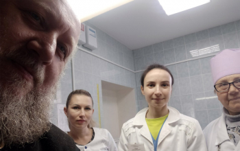 Поздравление с Пасхой проживающих в больницах сестринского ухода и в государственных социальных учреждениях