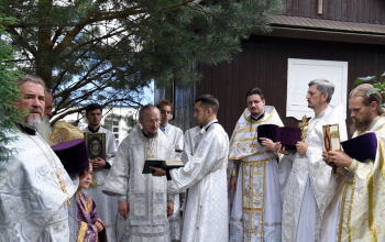 Божественная литургия в храме великомученика Георгия Победоносца гп. Смиловичи 