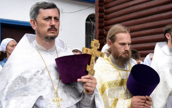 Божественная литургия в храме великомученика Георгия Победоносца гп. Смиловичи 