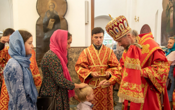 Богослужение в кафедральном соборе накануне Дня памяти священномученика Вениамина