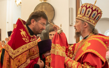 Богослужение в кафедральном соборе накануне Дня памяти священномученика Вениамина