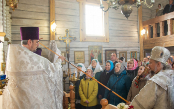 Протоиерей Александр Вербило сослужил владыке Вениамину в храме Преображения Господня в д. Грицковичи