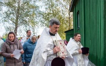 Протоиерей Александр Вербило сослужил владыке Вениамину в храме Преображения Господня в д. Грицковичи