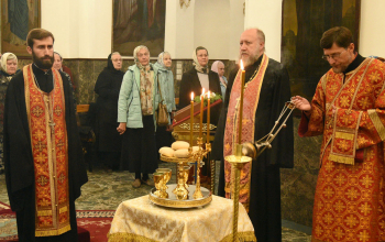 Всенощное бдение в кафедральном соборе Воскресения Христова