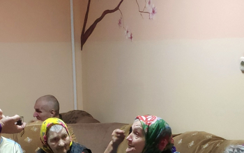 Священник посетил больницы сестринского ухода