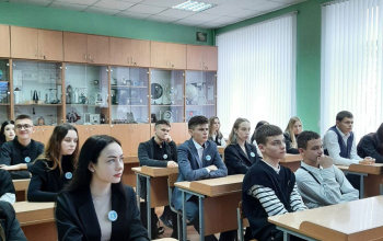 Иерей Виктор Шабловский встретился с учениками ГУО «Лошницкая гимназия Борисовского района»