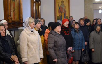 В храм Рождества Христова  доставлен ковчег с частицей мощей и икона святой Матроны Московской