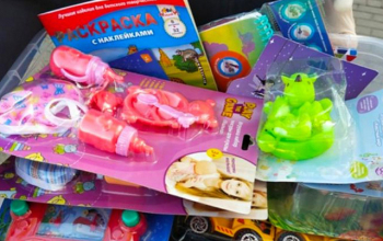 Игрушки детям