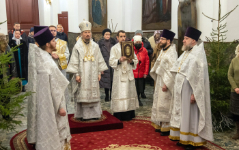 Великая вечерня и Литургия св. Василия Великого в кафедральном соборе Воскресения Христова