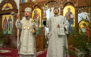 Великая вечерня и Литургия св. Василия Великого в кафедральном соборе Воскресения Христова