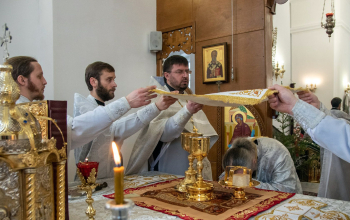 Великая вечерня и Литургия св. Василия Великого в кафедральном соборе Воскресения Христова