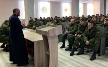 Протоиерей Георгий Тюхлов посетил 740 зенитно-ракетный полк