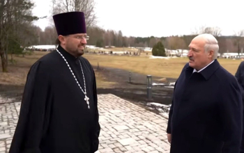 Президент Беларуси  посетил храм Рождества Пресвятой Богородицы в Хатыни