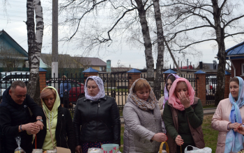 Освящение пасхальных куличей, яиц  в храме Рождества Христова