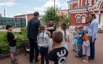 Праздник для детей из многодетных семей священников