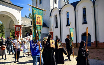 Престольный праздник в Ксениевском монастыре